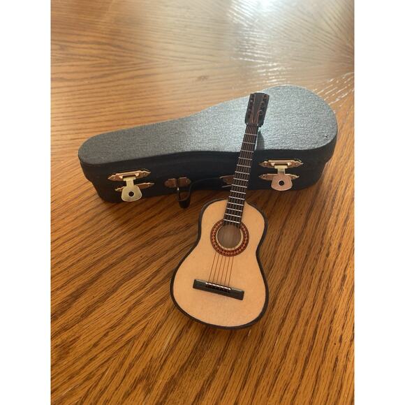 Guitar & Case & Stand Christmas Ornament Tree Nesting Decor Doll Miniature 7" - Picture 3 of 14